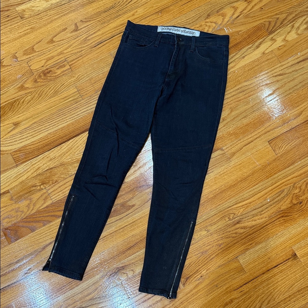 Pookie loves Sebastian Jeans
